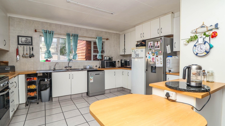 4 Bedroom Property for Sale in Little Brak River Western Cape